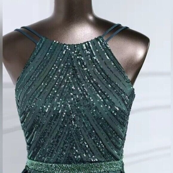 Green, Round Neck, Draped Skirt, Contrast Sequined Mermaid Gown - Picture 13 of 16